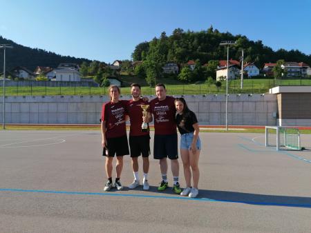 1. mesto: Ugrizni.me